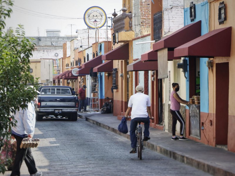 Mejoran imagen urbana de El Pueblito