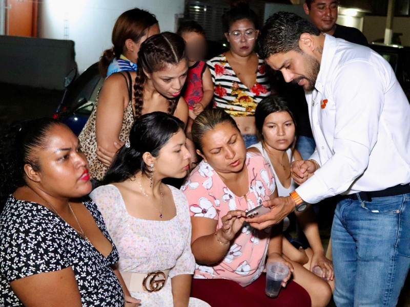 Memo Herrada presenta propuesta para rehabilitar Salón Social del Tejar