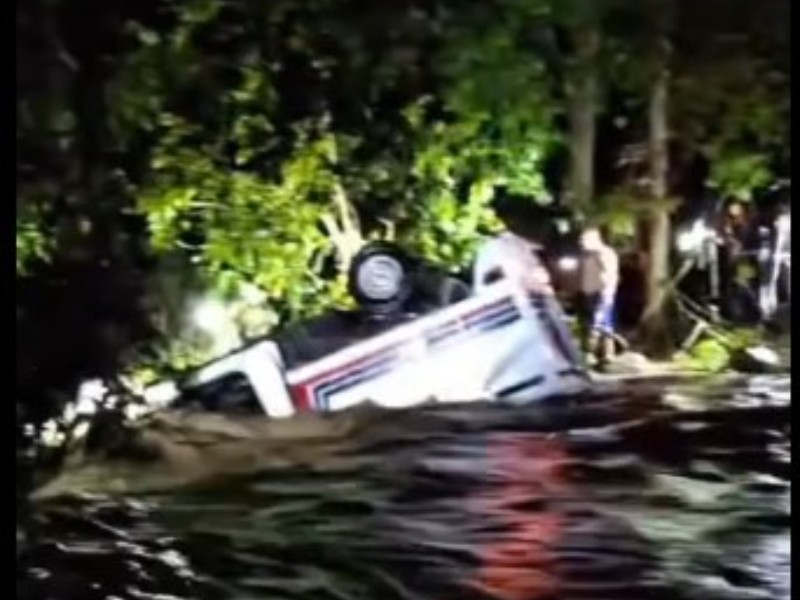 Muere menor arrastrado por arroyo; lluvias dejan daños en regiones de Oaxaca