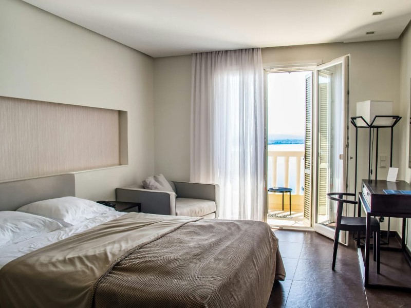 Menores de edad no podrán entrar a moteles en la capital queretana