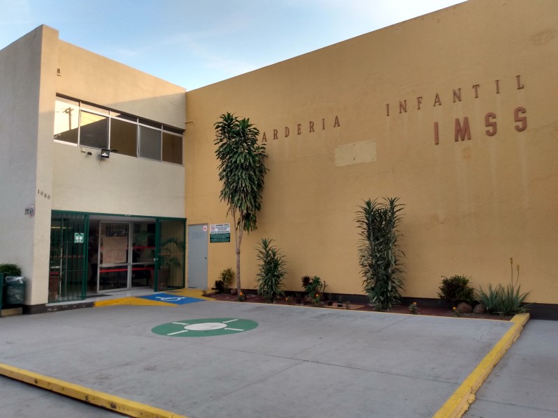 40 menores se intoxican en Guardería del IMSS