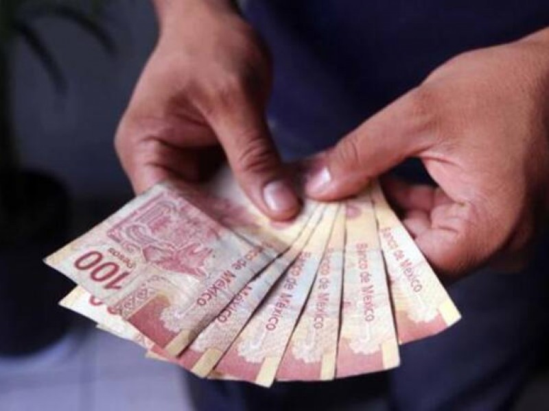 Menos de 18% de aguinaldo va para el ahorro