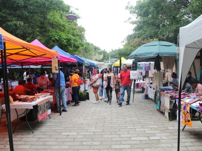 Mercadito Las Tuxtlecas ofertará útiles escolares