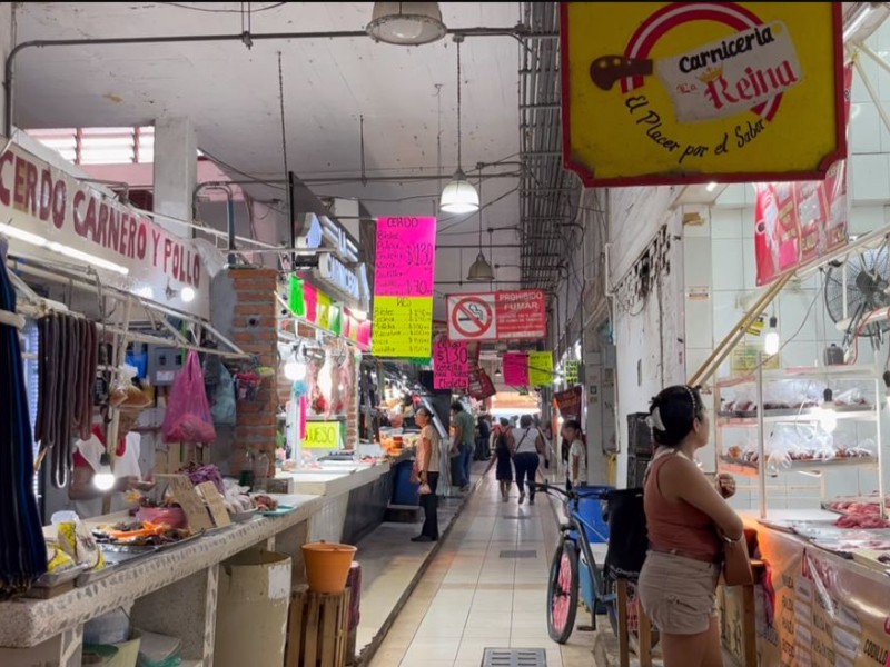 Mercado municipal registra bajas ventas por poca afluencia turística