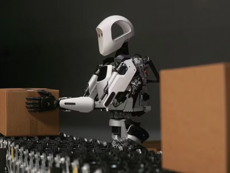 Mercedes-Benz tendrá robots humanoides para trabajar