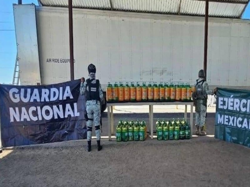 Metanfetamina líquida asegurada en retén militar de SLRC