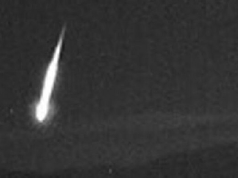 Meteorito atraviesa el cielo del Mediterráneo