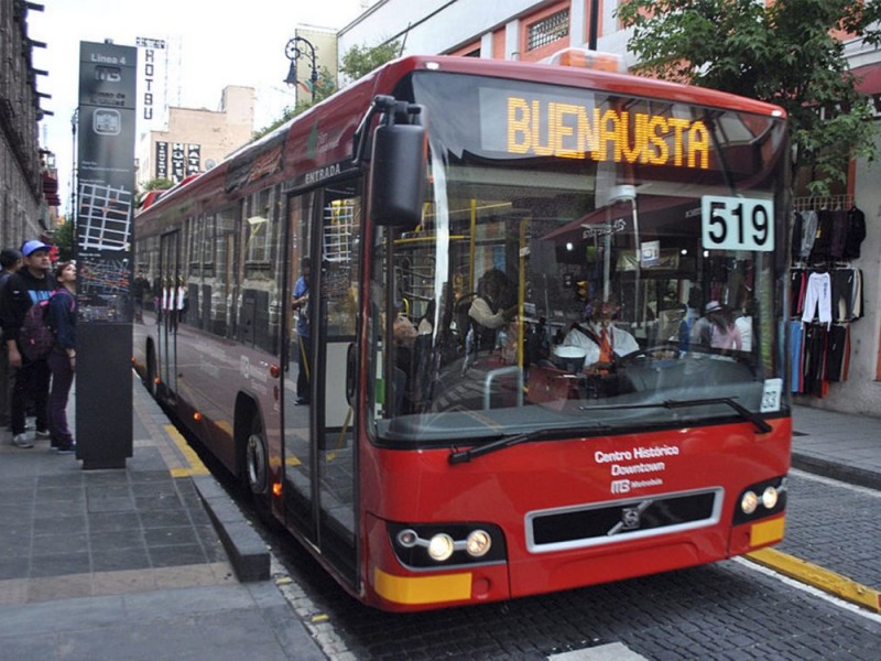 Metrobús aclara que opera con normalidad