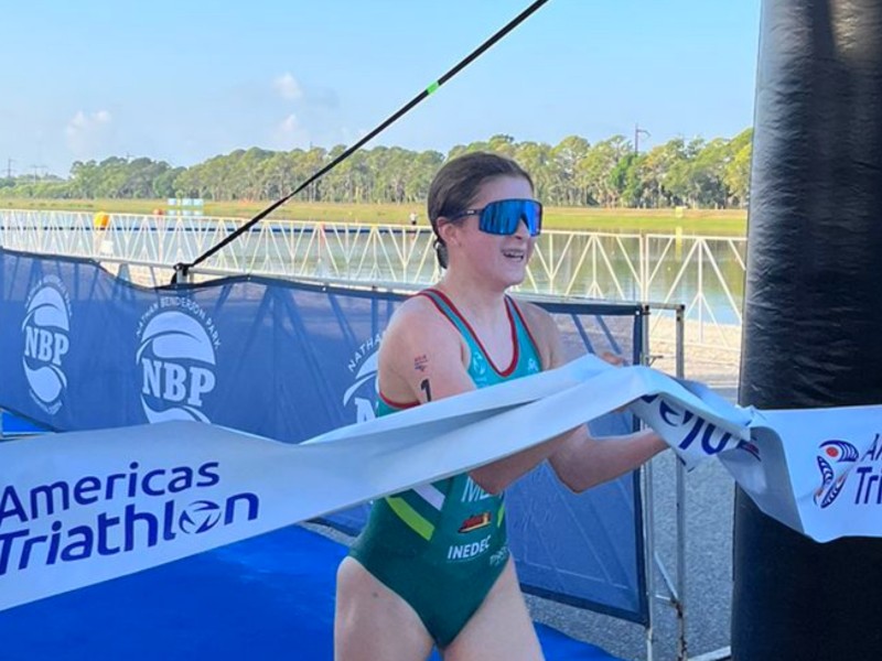 Mexicana gana campeonato mundial de triatlón