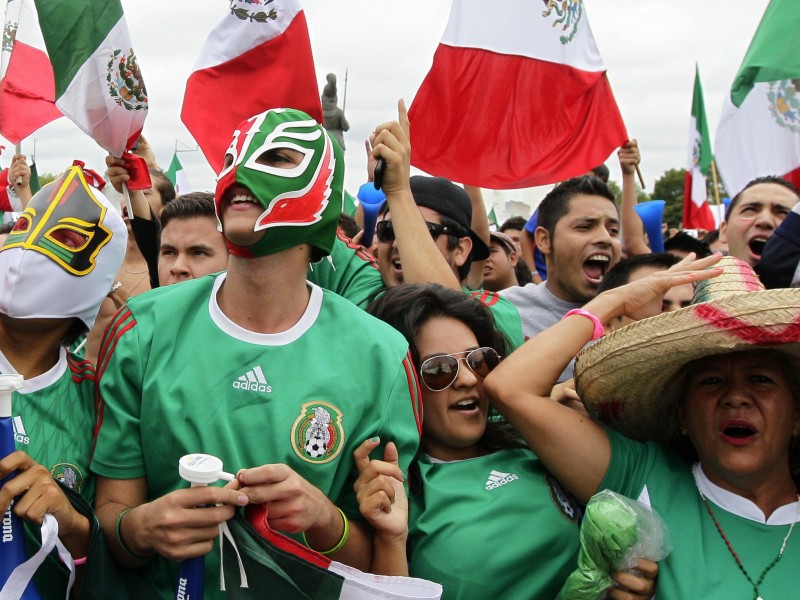 Mexicanos desean éxito a la Selección Nacional