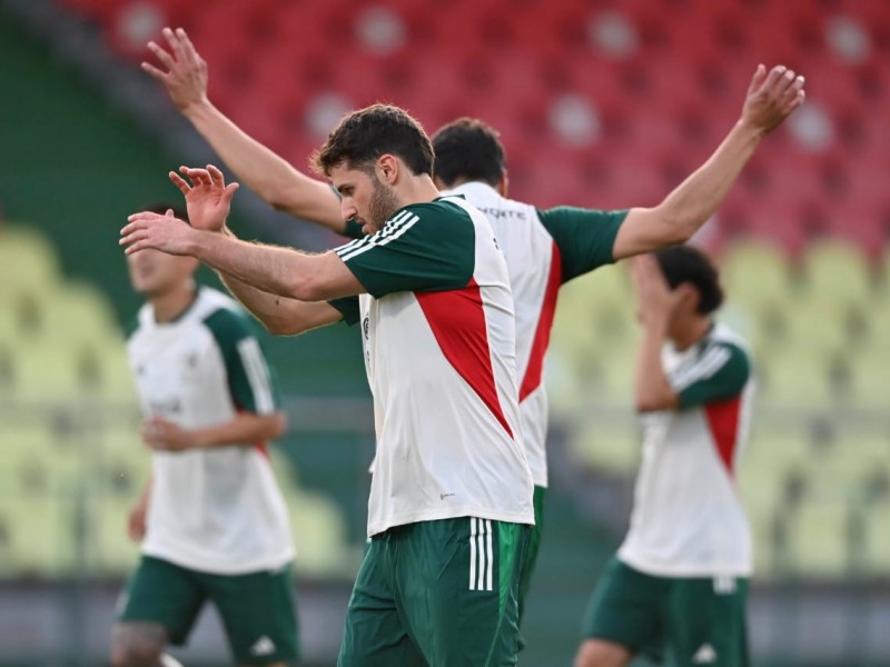 México enfrenta a Surinam en el debut de Diego Cocca