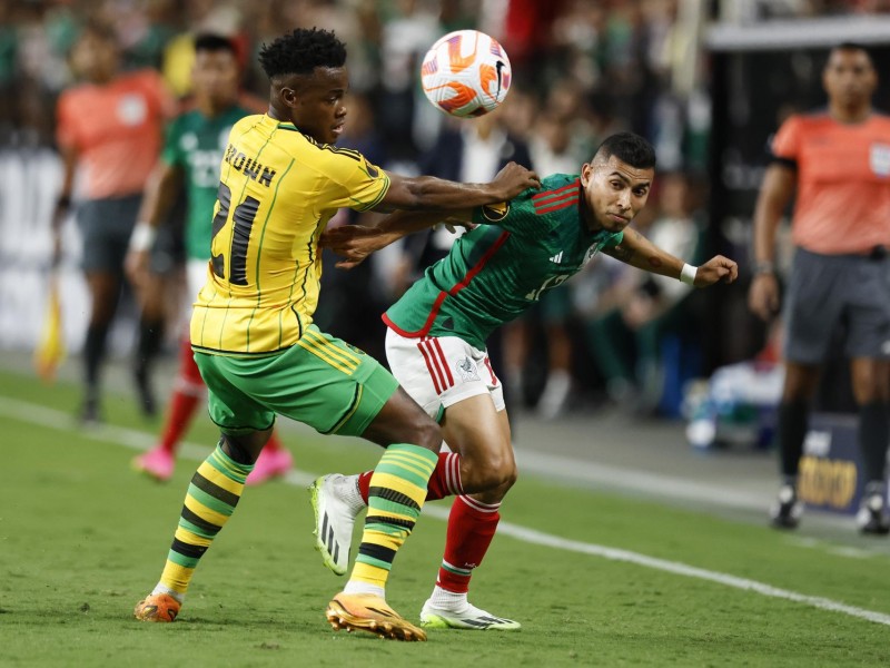 México golea a Jamaica y avanza a la final de la Copa Oro