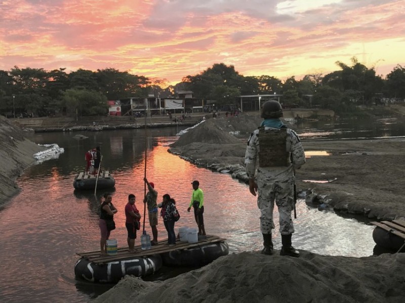 México refuerza a elementos de migración en frontera con Guatemala