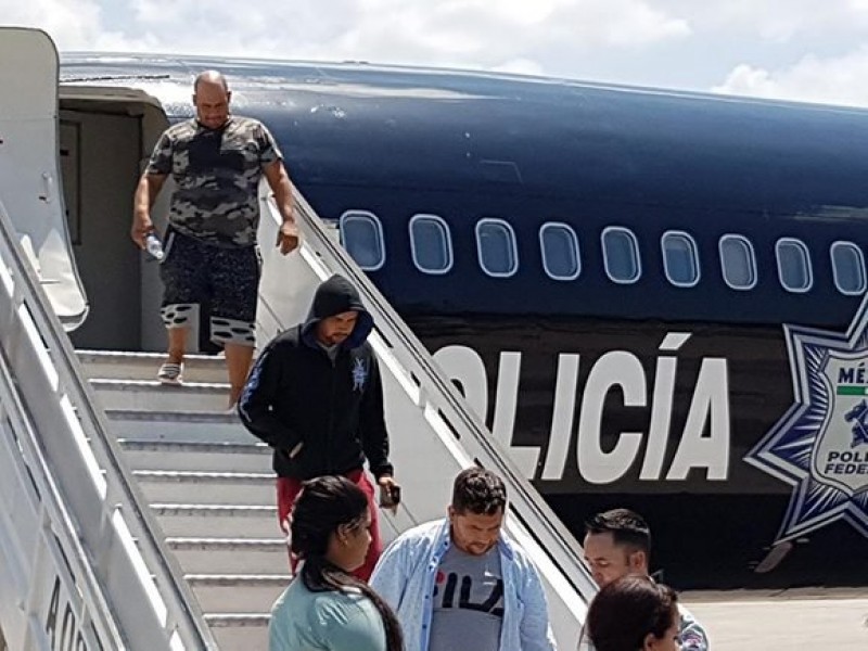 México y EEUU devuelven a otro grupo de migrantes cubanos