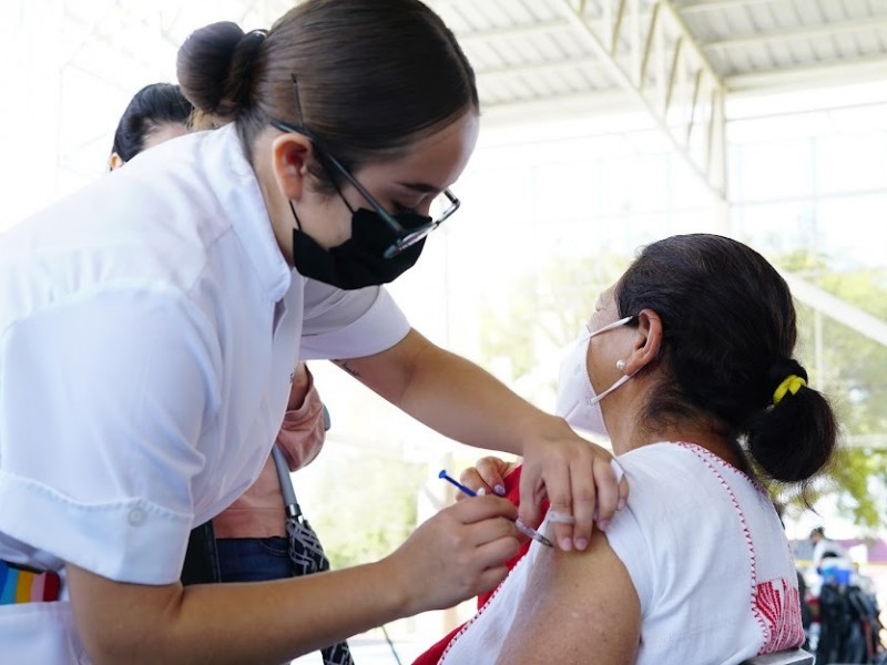 Michoacán: a 91%, avance vacunación anticovid en mayores de 18