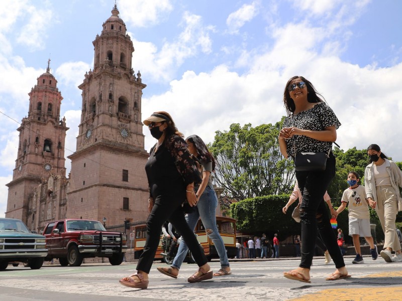 Michoacán registra 20 defunciones más de covid-19 este sábado