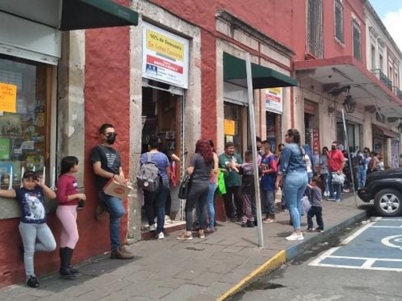 Ventas en papelerías se duplican con regreso a clases