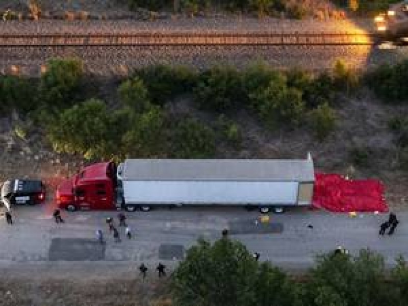 Migrante oaxaqueño sobrevive, hospitalizado en Texas.