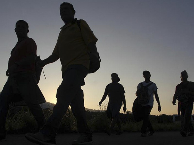 Migrantes de más países arriban a la frontera sur