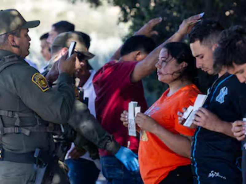 Migrantes deportados de EU no perderán su patrimonio