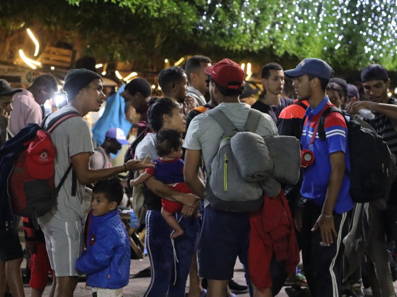Migrantes en México apresuran su recorrido hacia Estados Unidos