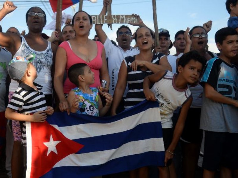 Migrantes irregulares devueltos a Cuba suman 895 durante el año
