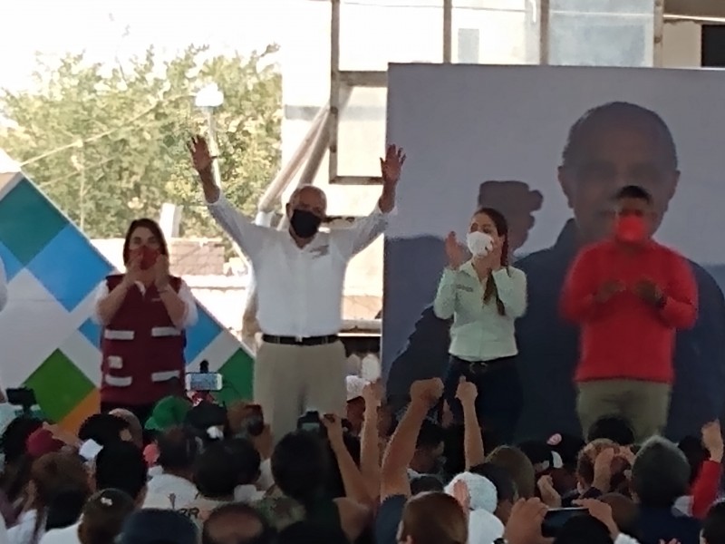Miguel Ángel Navarro arranca campaña a gobernador