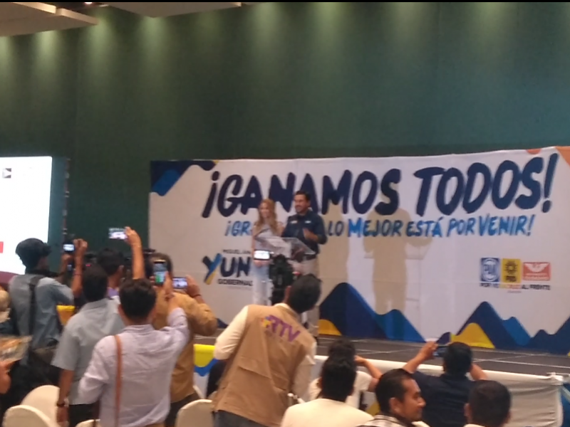 Miguel Ángel Yunes Márquez se declara ganador