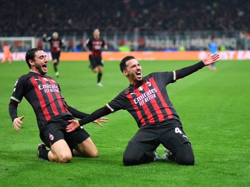 Milán vence de nuevo al Napoli, ahora en Champions