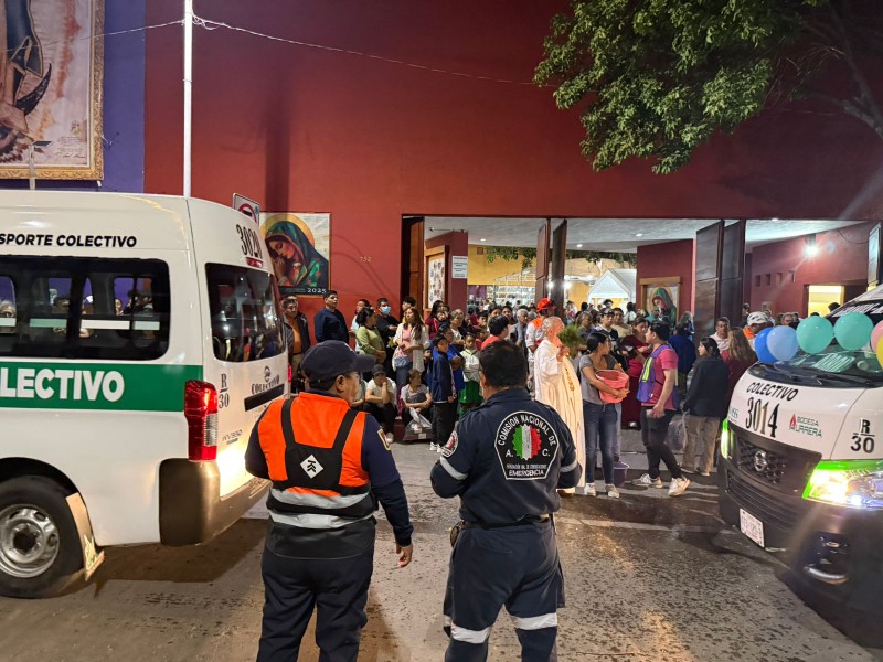 Miles de peregrinos visitan a la Virgen de Guadalupe