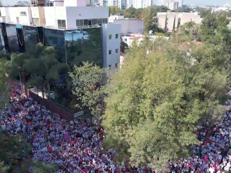 Miles en Guadalajara se manifiestan a favor del INE
