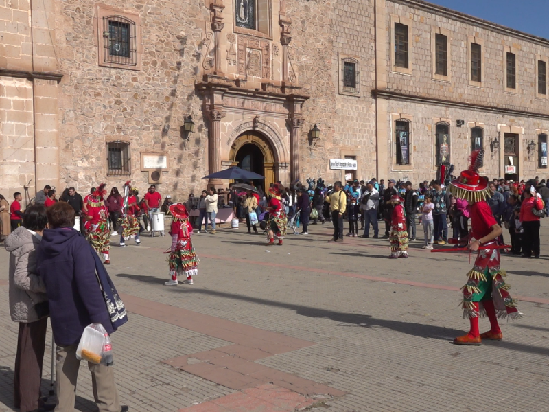 Miles visitaron a la virgen de guadalupe