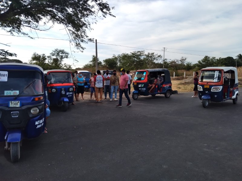 Militantes de OCLI protestan en Juchitán