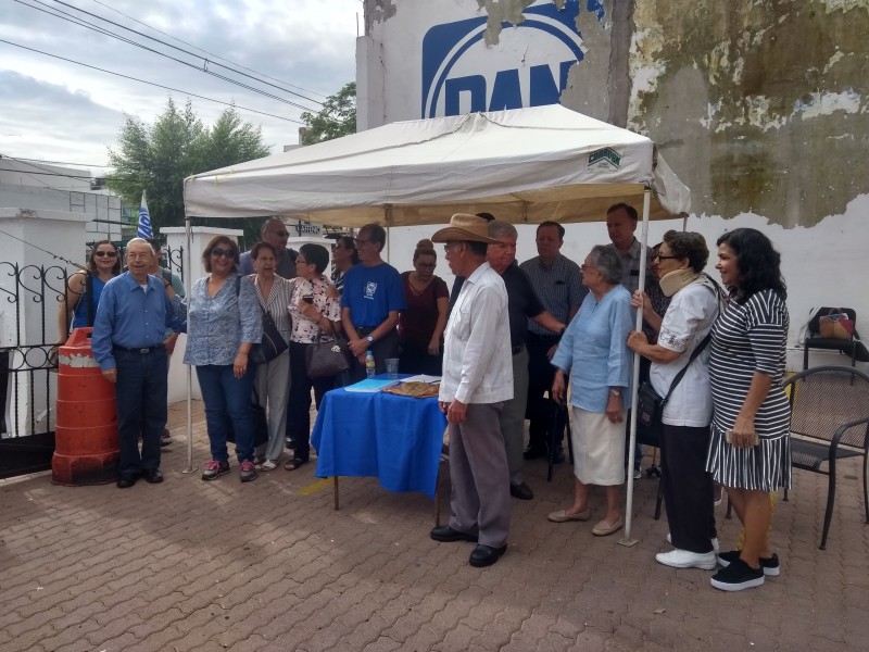 Militantes del PAN advierten con volver a manifestarse