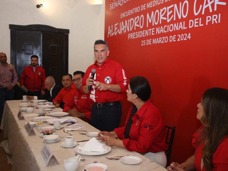 Militantes del PRI condenan actos violentos a aspirantes