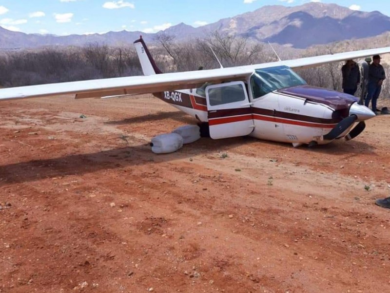 Militares aseguran cocaína y una avioneta en Durango