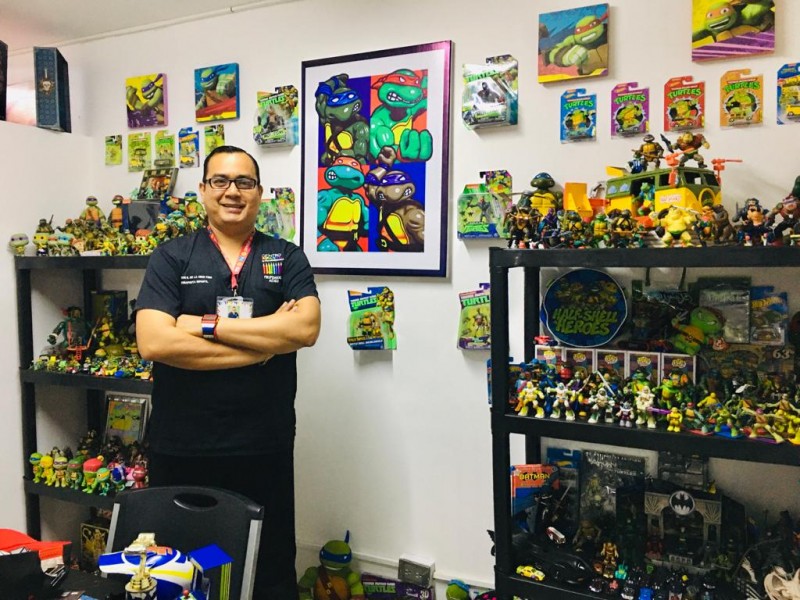 Milton Fing cuenta con asombrosa colección de juguetes