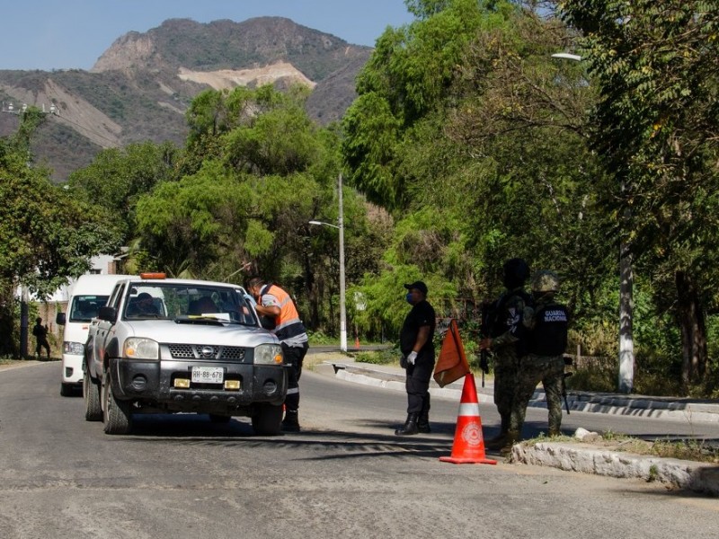 Minatitlán suspende tianguis por incumplimiento de medidas preventivas
