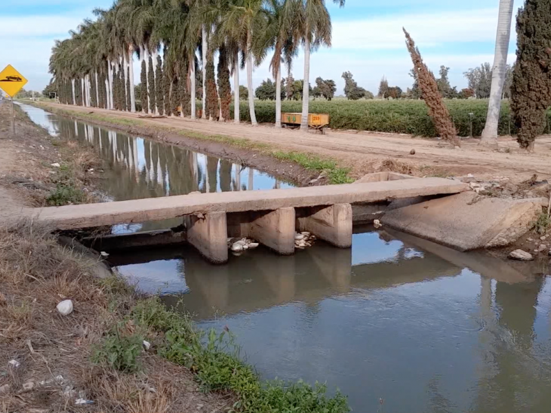 Módulos en Guasave llaman a no tirar basura en canales