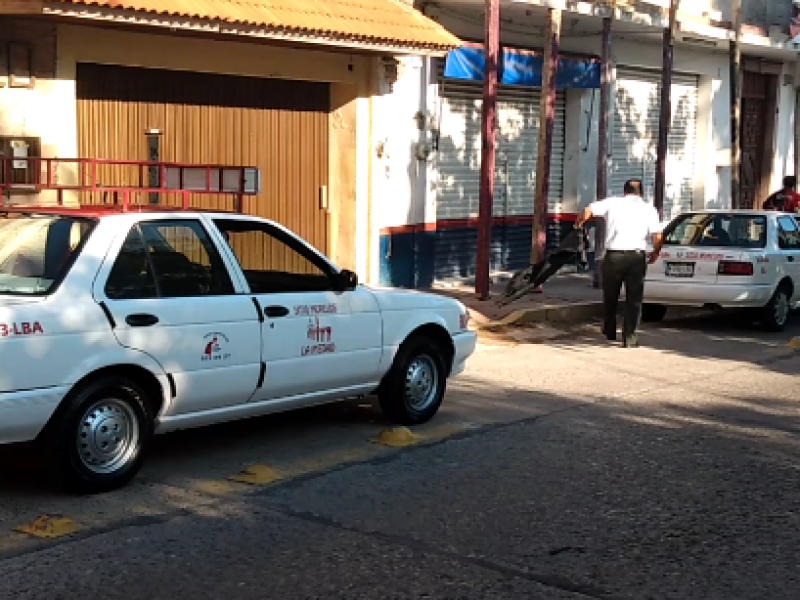 Molesta a taxistas proyecto de empresa transportista particular