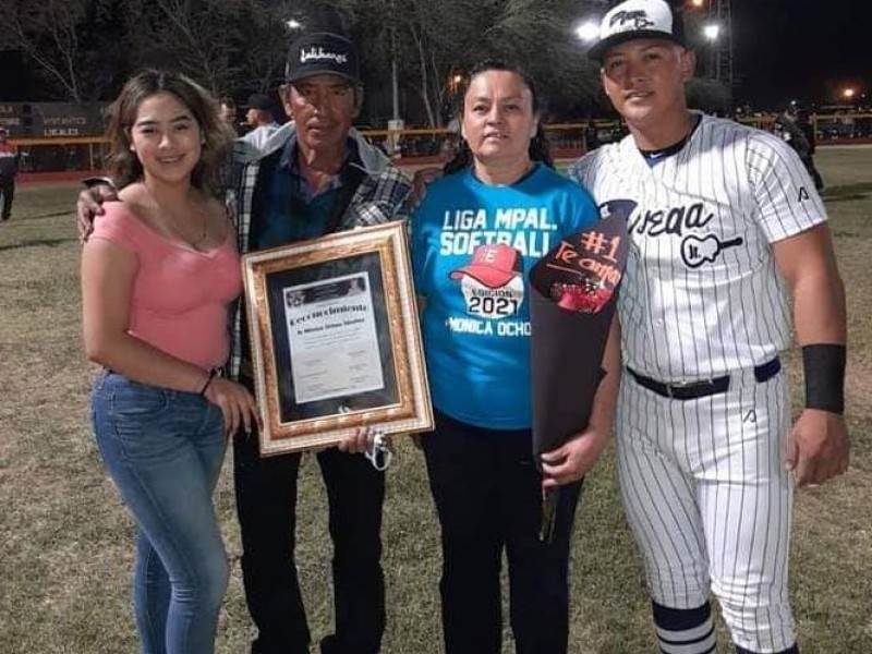 Mónica Ochoa, orgullo del softbol femenil empalmense