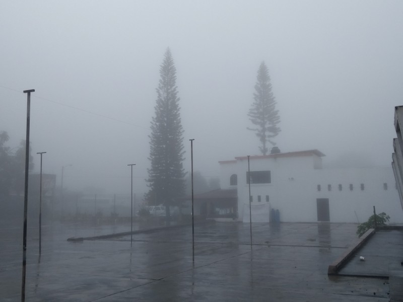 Monitorean riesgo de lahares del volcán de Colima