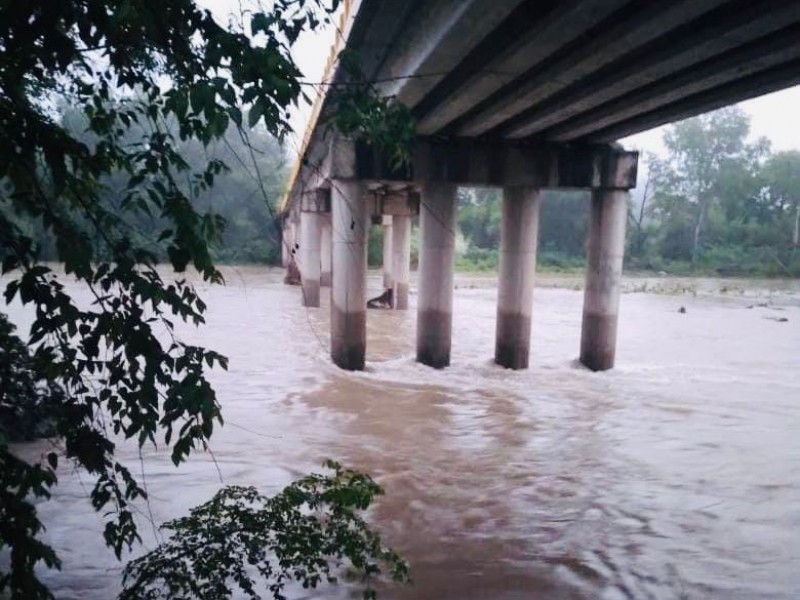 Monitoreo en Álamo por riesgo de inundaciones