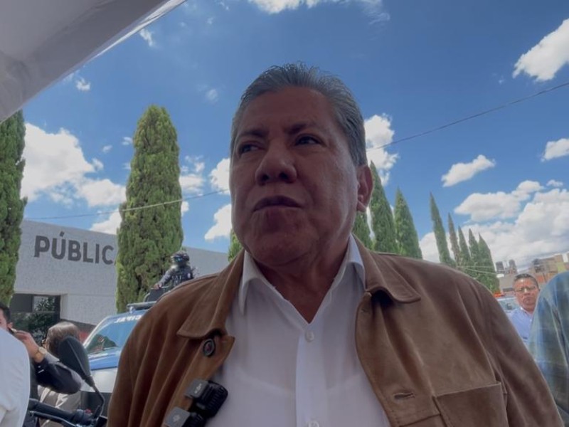 Monreal acusa a EUA de “acoso” tras alerta de viaje