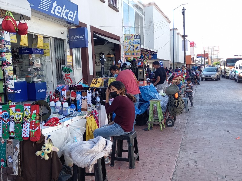 Morelianos exigen retirar comerciantes ambulantes de Av. Lázaro Cárdenas