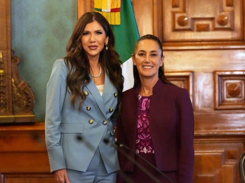 Morena defiende a Sheinbaum tras dichos de Kristi Noem