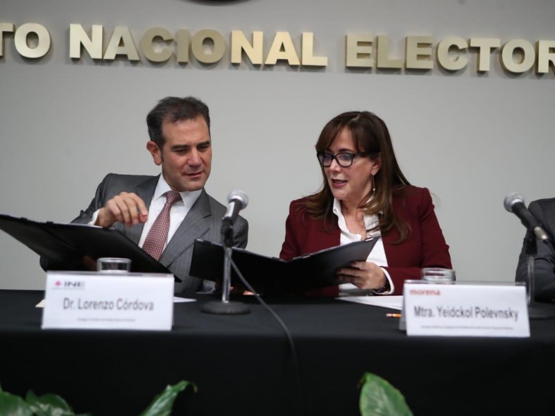 Morena renuncia al 75% de su presupuesto