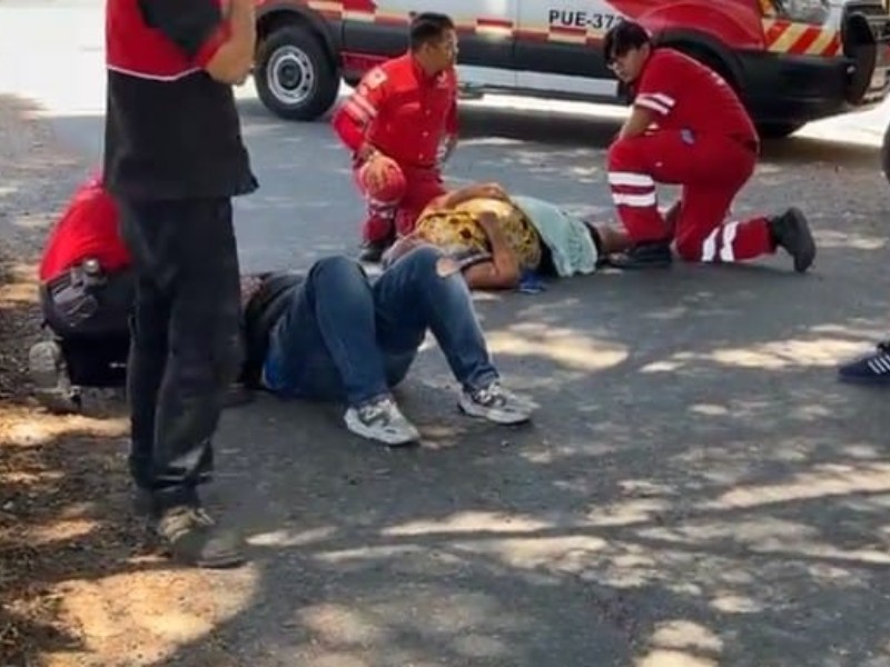 Motociclista atropella a dos mujeres en Aldama