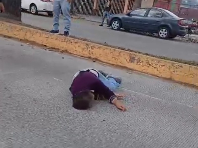 Motociclista atropelló a adulta mayor en Ruiz Cortines