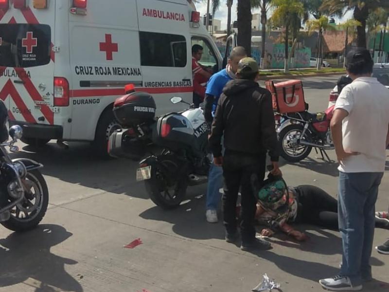 Motociclista de Mapimí fallece en Hospital General 450 tras accidente.